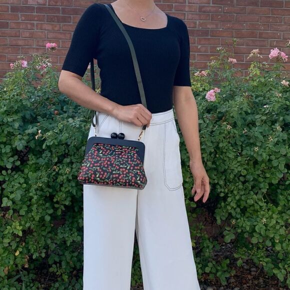 Handmade Genuine Leather Cherry Print Wooden Frame Bag/Crossbody & Small Purse - Picture 8 of 16